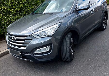 Hyundai Santa Fe 2.2 CRDi Premium 4WD Automatik Premium