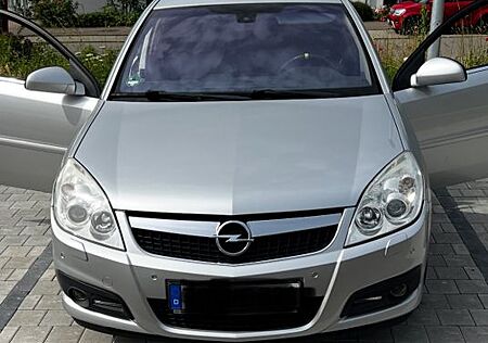 Opel Vectra 2.2 DIRECT