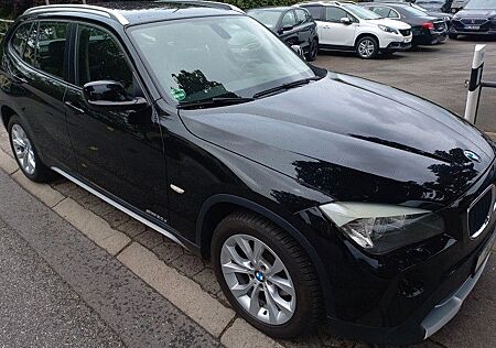 BMW X1 20d Klima SHZ AHK Bi-Xenon PDC BC GJ-Reifen