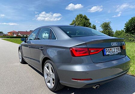 Audi A3 1.6 TDI S tronic S line S line