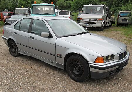 BMW 318i =E36=Lim.=Klima==Original 44.000 km==1.Hand=