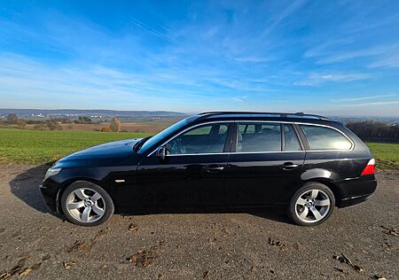 BMW 523i A touring -