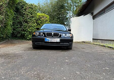 BMW 316ti Compact (E46)