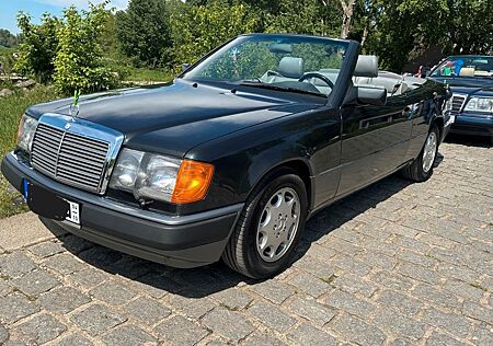 Mercedes-Benz E 320 Cabrio 320 CE / H-Kennzeichen / Zwischen-Model