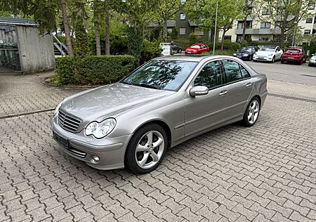 Mercedes-Benz C 200 Kompressor Avantgarde 8fach bereift