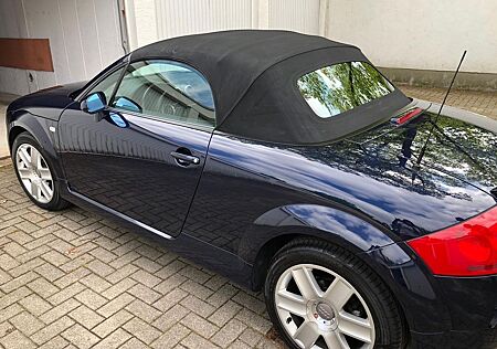 Audi TT Roadster 1.8T 110KW -