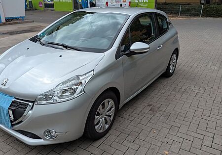 Peugeot 208 1.2 Active 82 VTi Active