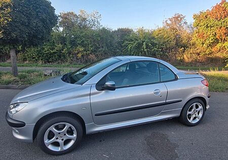 Peugeot 206 CC 110 Automatik -