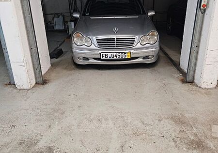 Mercedes-Benz 240