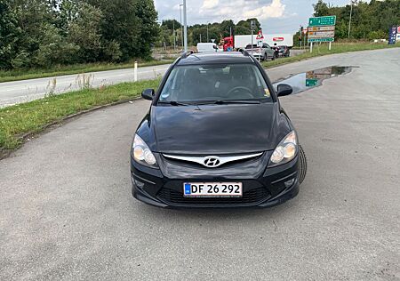 Hyundai i30 CW 1.6 CRDi 66 kW Classic