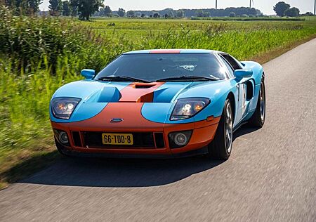 Ford GT Coupe | 2006