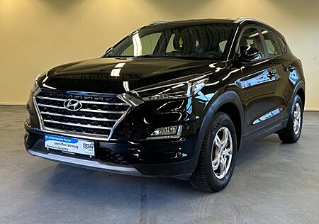 Hyundai Tucson 1.6 T-GDI 2WD+ACC+AHK+SHZ+KAMERA+NAVI+LED