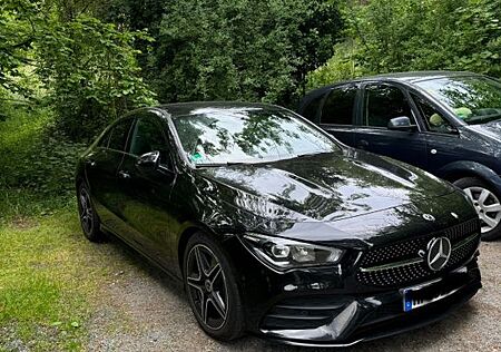 Mercedes-Benz CLA 200 AT AMG-Line 8 Fach