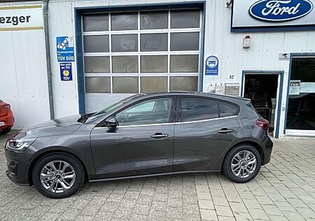 Ford Focus Titanium