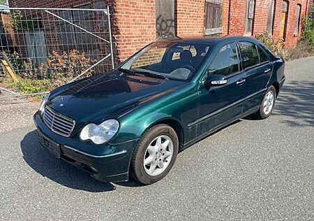 Mercedes-Benz C 180 Elegance Limosine 1.Hand /Klima /70tkm