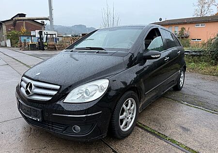 Mercedes-Benz B 200 Anhängerkupplung, TÜV bis 03.2026