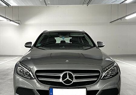 Mercedes-Benz C 220 Autom LED Head Up Sitzbelüftung Leder