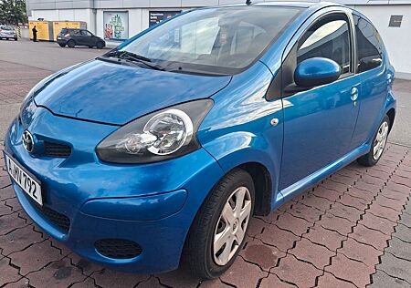 Toyota Aygo (X) Aygo 09.2011