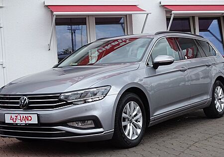 VW Passat Variant Volkswagen 1.5 TSI Business LED ACC AHK Navi
