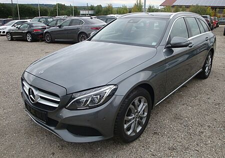 Mercedes-Benz C 250 T CGI Avantgarde LED/ILS/Navi/Panoramadach