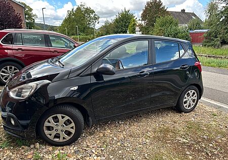 Hyundai i10 1.0 -