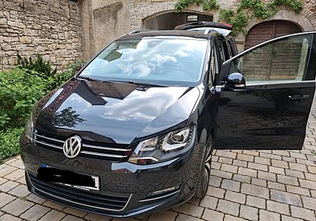 VW Sharan Volkswagen 2.0 TDI SCR 135kW DSG Highline Highline