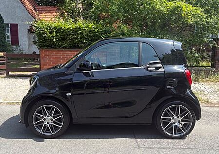 Smart ForTwo cabrio 0.9 80kW BRABUS Xclusive twina...