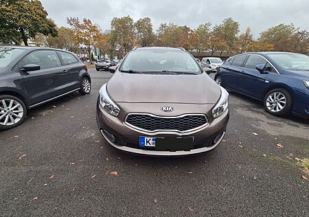 Kia Cee'd / Ceed 1.6 CRDI 128PS Mind Sporty Wago...