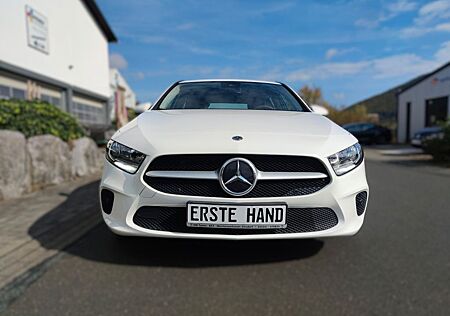 Mercedes-Benz A 180 gebraucht kaufen Mercedes-Benz A 180 d DCT 1.Hand/ MB-Service NEU / Kamera /TOP