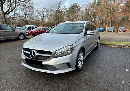 Mercedes-Benz A 180 CDI/Navi/Kamera/SHZ/CarPlay/Tempomat/Klima