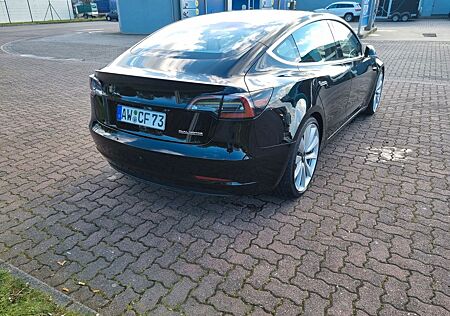 Tesla Model 3 Performance - Allradantrieb mit Dual...
