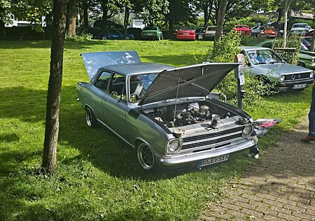 Opel Kadett B Tüv frisch