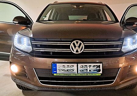 VW Tiguan Volkswagen 1.4 TSI 4MOTION Trend & Fun viele Extras