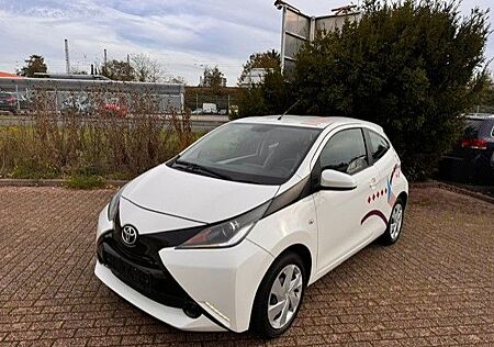 Toyota Aygo (X) -play +Automatik+Klima+EURO 5