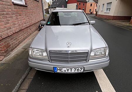 Mercedes-Benz C 180 ELEGANCE Elegance