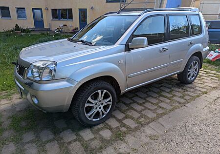 Nissan X-Trail Elegance Automatik 4x4 Klima