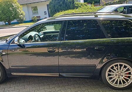 Audi S4 4.2 quattro tiptronic Avant - B7 - 344ps V8