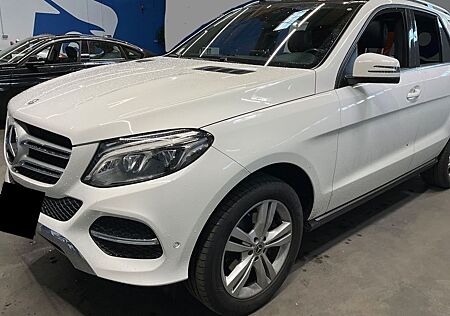 Mercedes-Benz GLE 250 GLE -Klasse d 4Matic Panorama AHK