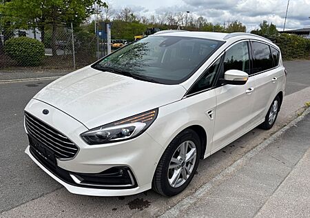 Ford S-Max Titanium*NAVI*LED*KAMERA*LANE