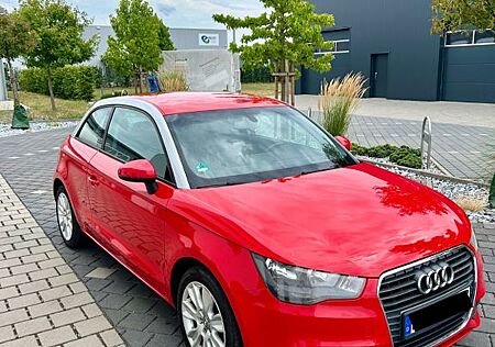 Audi A1 1.4 Turbo Sportback / 1 Hand
