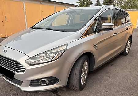 Ford S-Max 2,0 TDCi 110kW Titanium 7 Sitze
