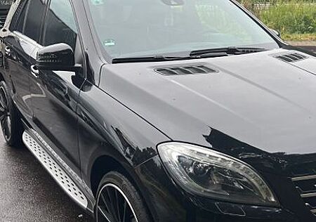 Mercedes-Benz ML 350 BlueTEC 4MATIC -
