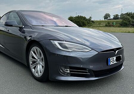 Tesla Model S 100D Traumzustand mit Garantie