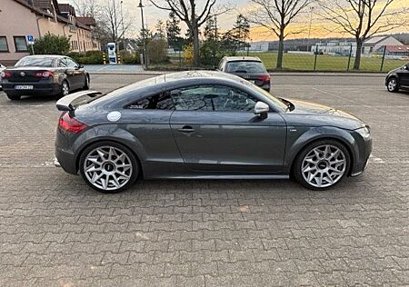 Audi TT Coupe 2.0 TFSI -