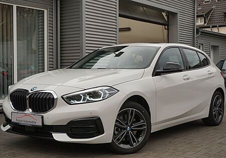 BMW 118i Sport Line Panorama AHK Sportsitze