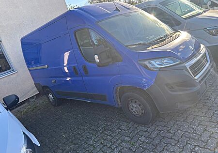 Peugeot Boxer gebraucht kaufen Peugeot Boxer Kasten Hochraum 330 L2H2 *Getriebeproblem