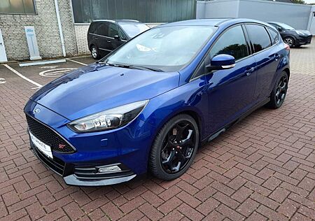 Ford Focus Fließheck Diesel 2.0 TDCi ST mit Leder-Spo