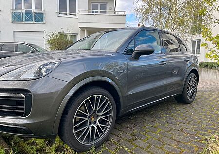 Porsche Cayenne E-Hybrid -