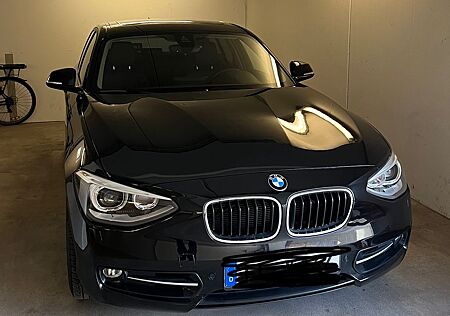 BMW 120d xDrive Sport Line A Sport Line