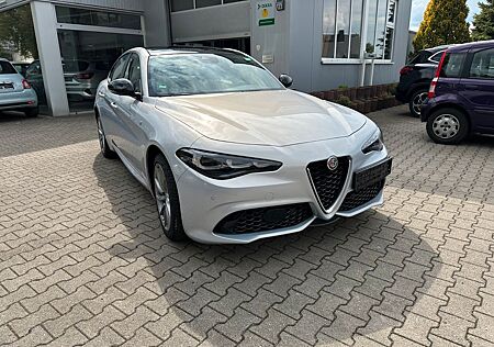 Alfa Romeo Giulia Ti 2.0 Q4 Facelift Schiebedach, Assistenz